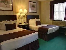 Days Inn By Wyndham Vancouver Metro Hotel