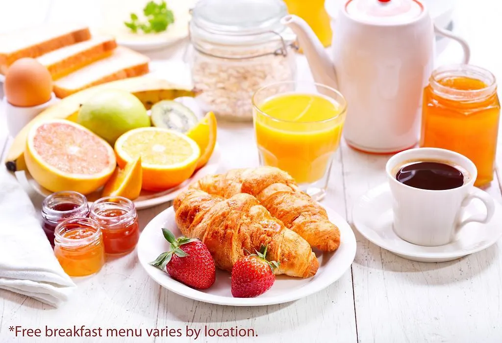 Days Inn By Wyndham Vancouver Metro Canada