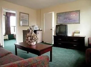 Days Inn By Wyndham Vancouver Metro Hotel