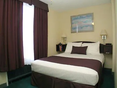 Days Inn By Wyndham Vancouver Metro 2*,  Canada