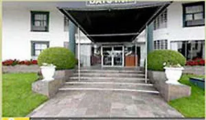 Days Inn By Wyndham Vancouver Metro 2*,
