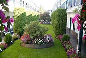 Days Inn By Wyndham Vancouver Metro
